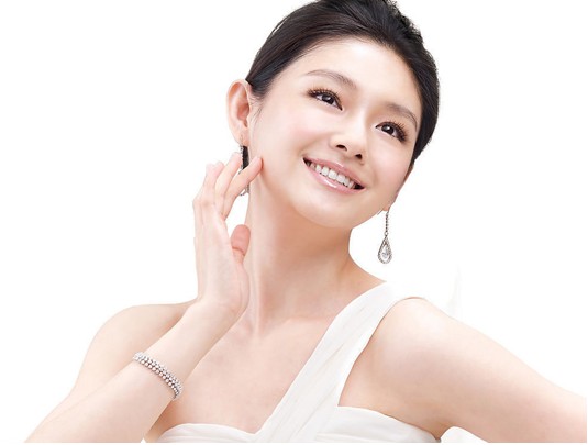 專家:負離子抗氧化防衰老,女性容顏不老護膚新招